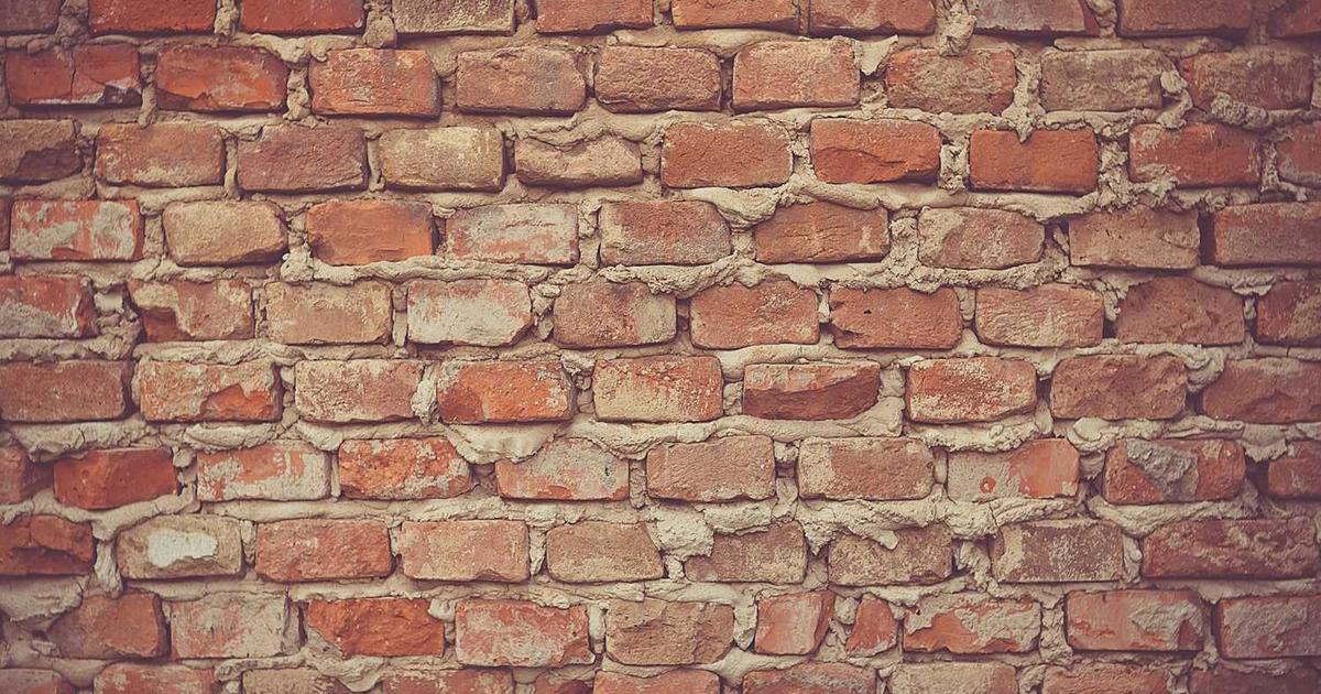 Caring for Shoes: The Value of Washing Bags