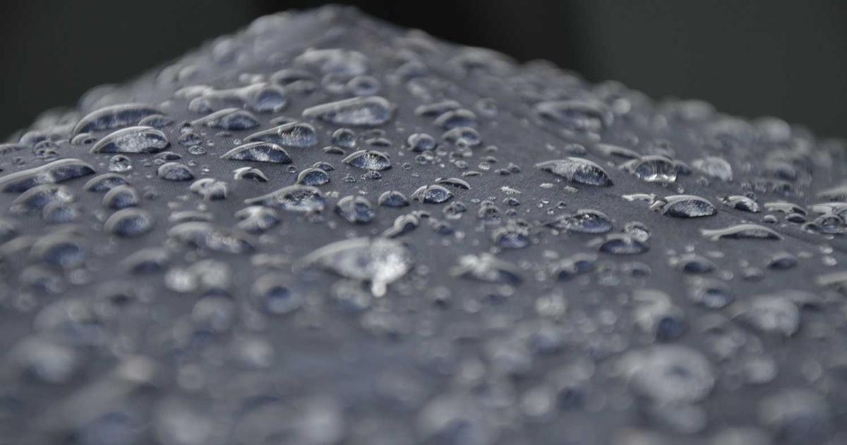 How to Stack Wedding Rings Stylishly